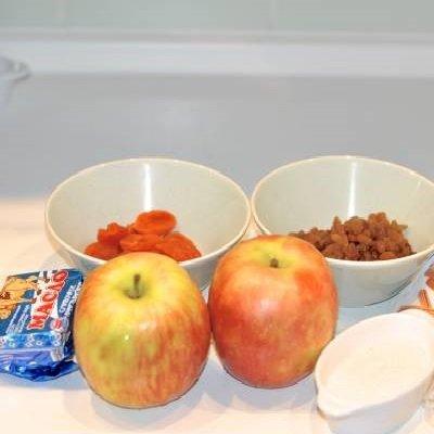 Štrudelis su vyšniomis: gaminimas namuose pagal skirtingus receptus